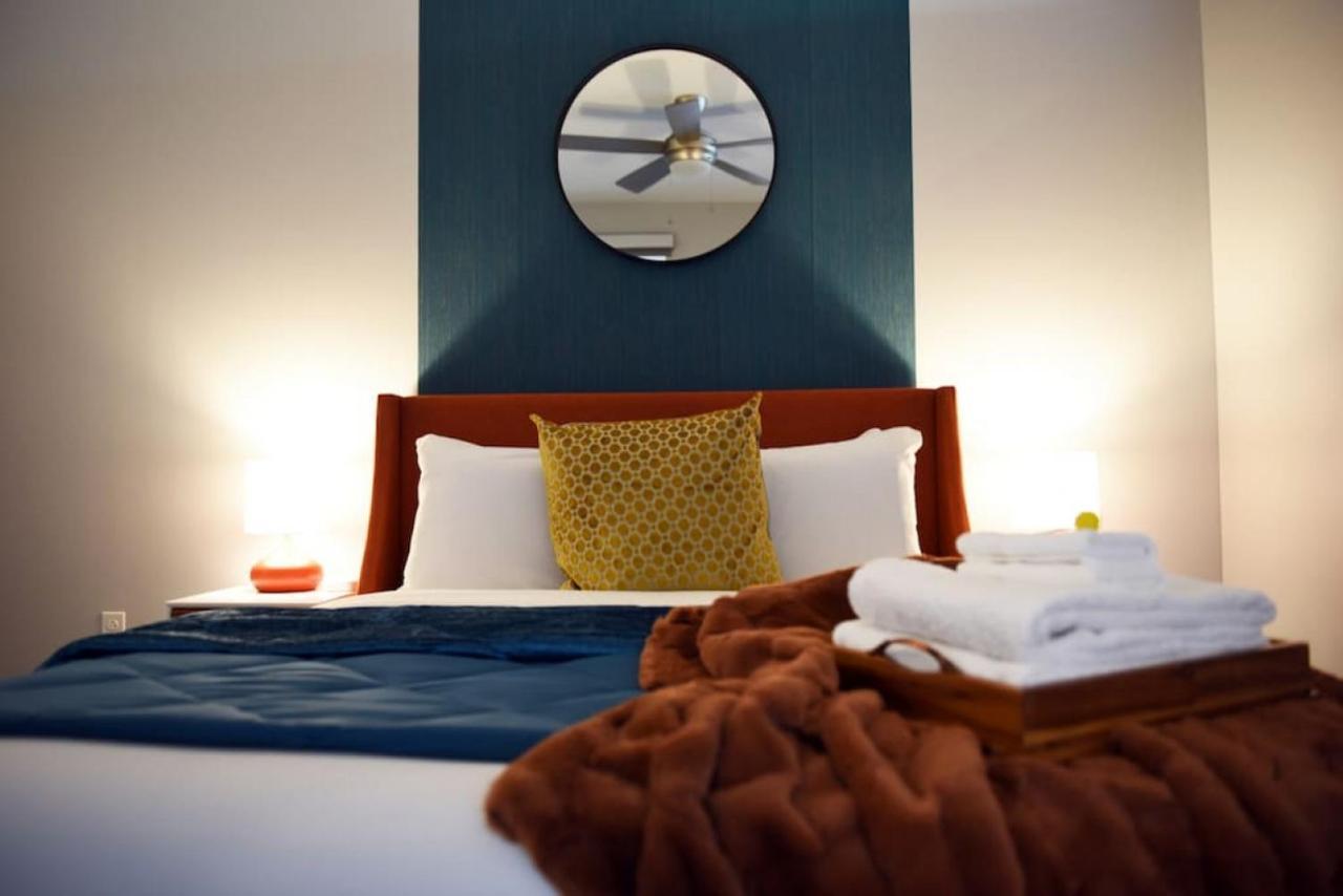פיטסבורג Hostwise Stays - The Washington At Chatham - Free Parking, Private Gym, Skyline Views! מראה חיצוני תמונה
