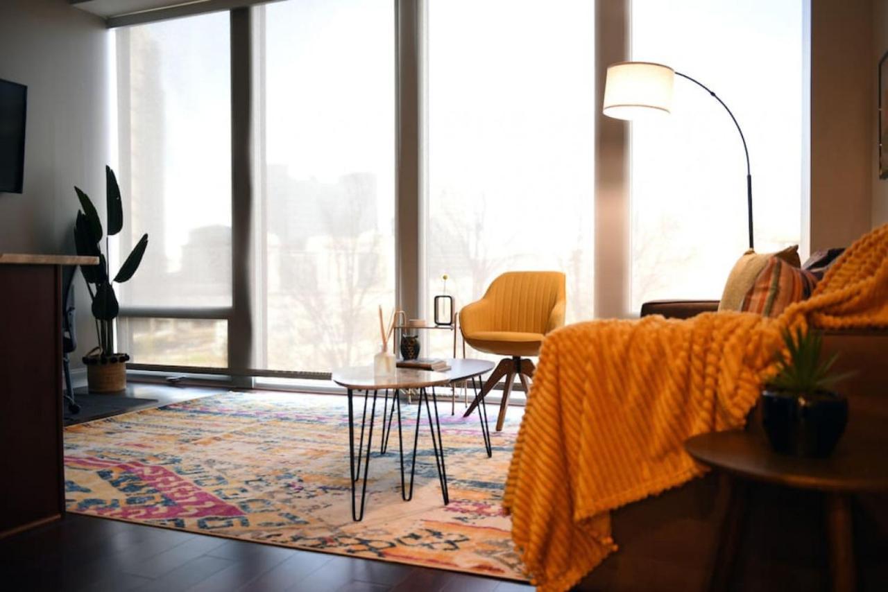 פיטסבורג Hostwise Stays - The Washington At Chatham - Free Parking, Private Gym, Skyline Views! מראה חיצוני תמונה